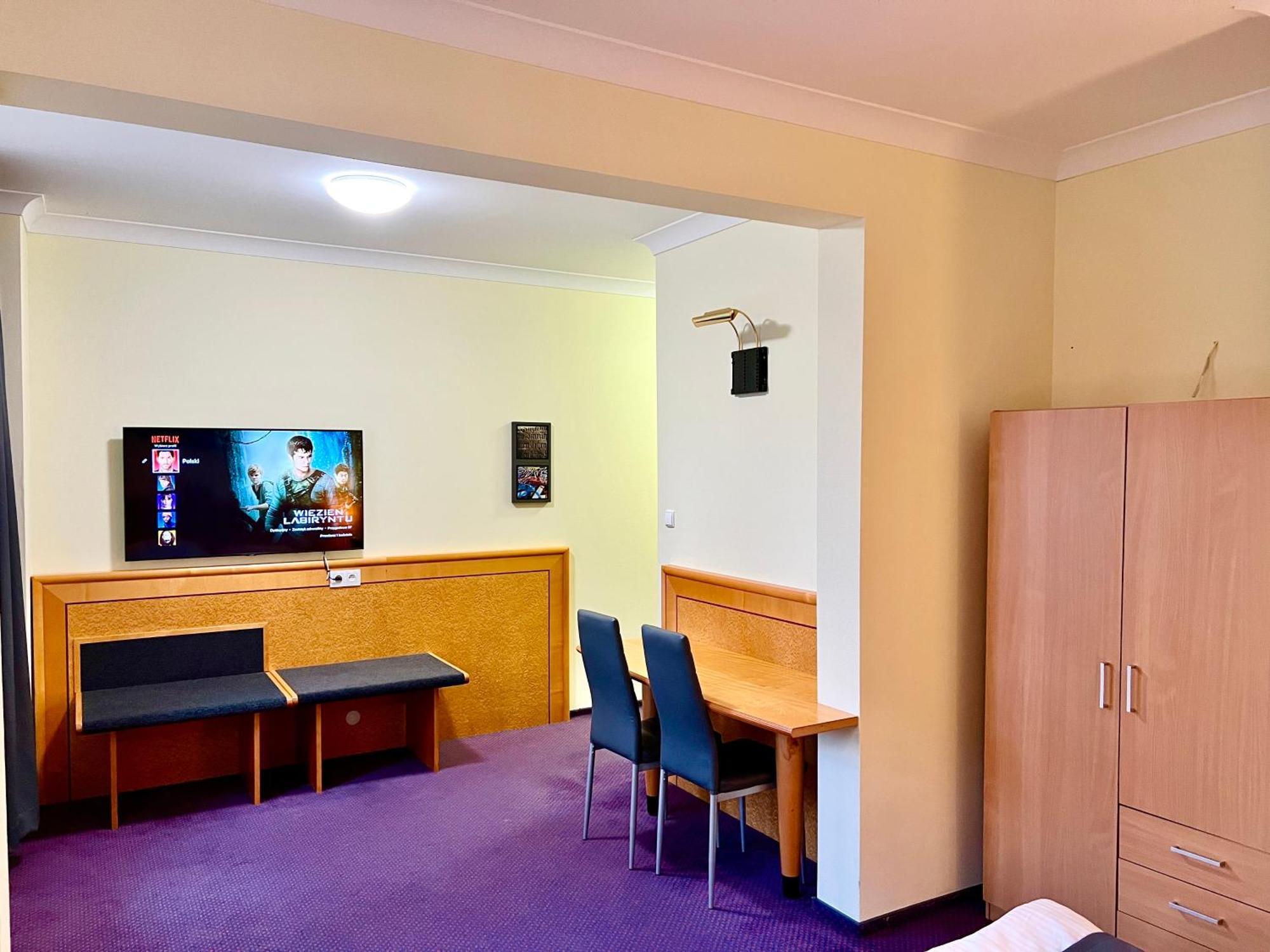 Slupsk Forest - Premium Apartaments - Kaszubska Street 18 - Wifi Netflix Smart Tv50 - Pleasure Quality Stay (Adults Only) Eksteriør bilde